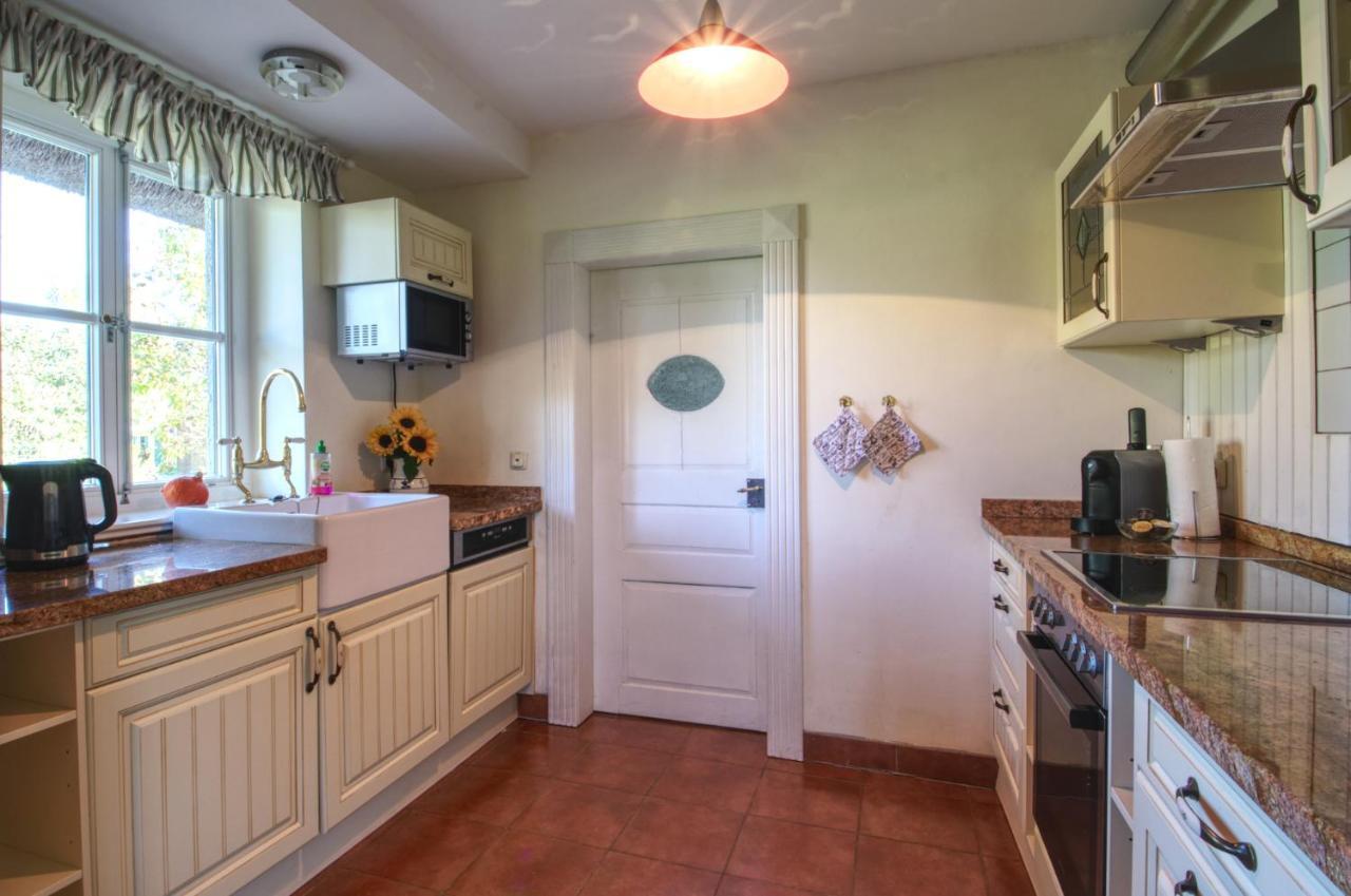 מארלו Reetdachhaus Mit Grossem Garten Und Kamin מראה חיצוני תמונה